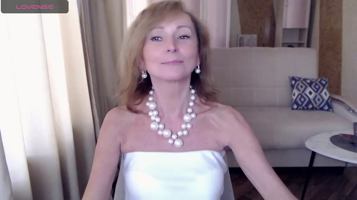 HornyMilf_777