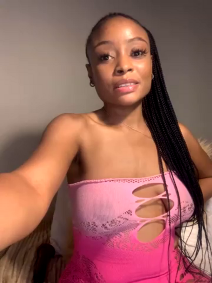 SexyDee025