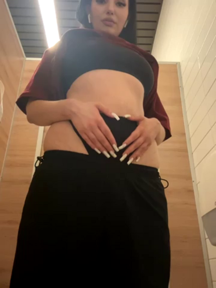 Tisha_Busty