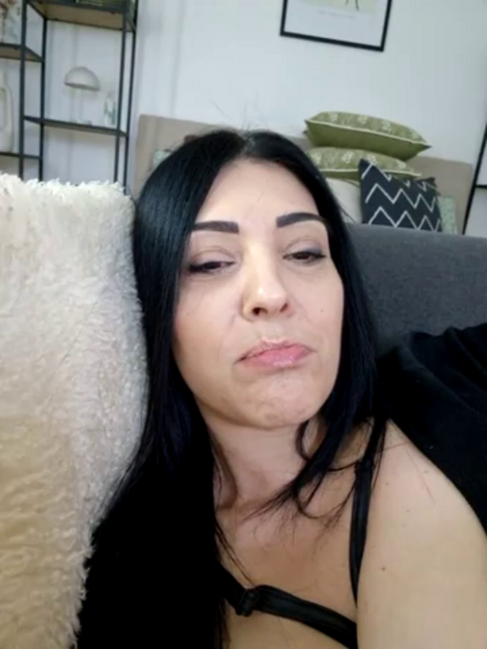 AryaSummersReal