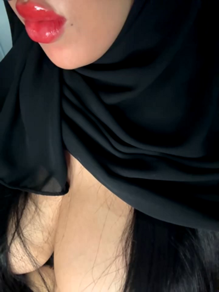 Noha-Sexy