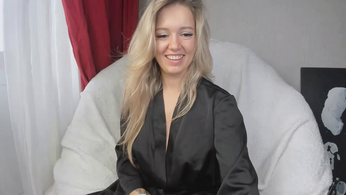 foxy_blond