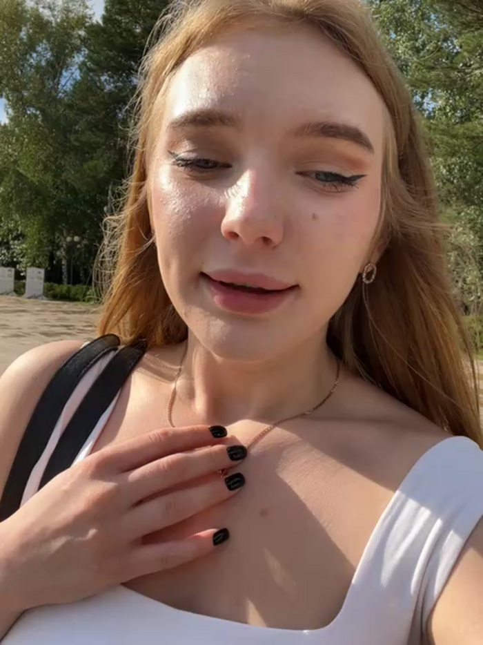 AmmyHot