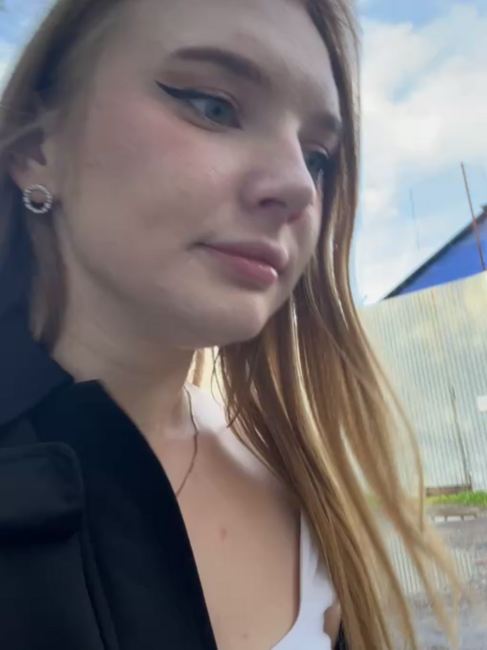 AmmyHot