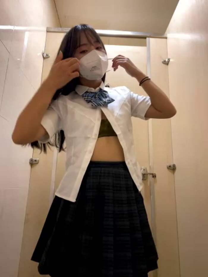 Asia-Lynn
