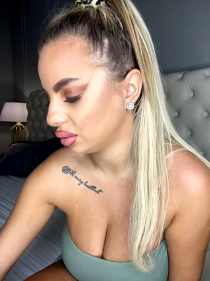 CassieJollie