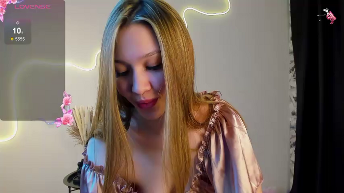 LuxuryGirl__