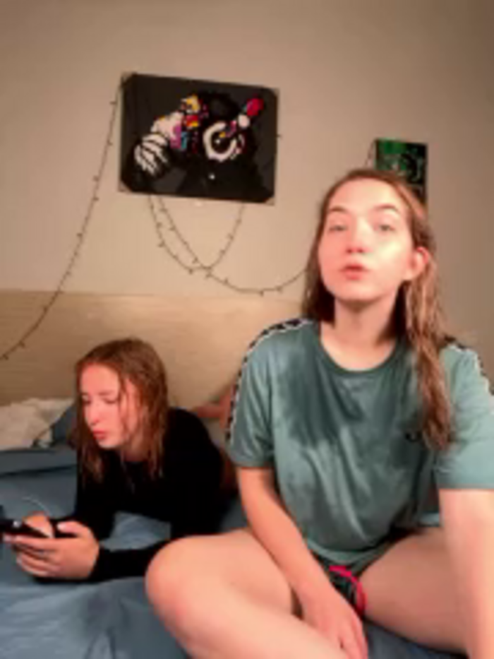 Nura_n_Sarah