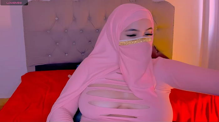 Tahiraa_