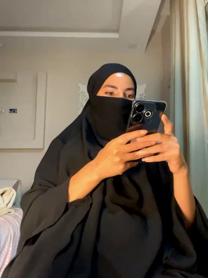 Hijabi_HotGirls
