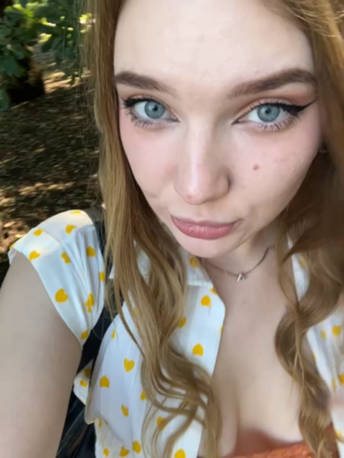 AmmyHot