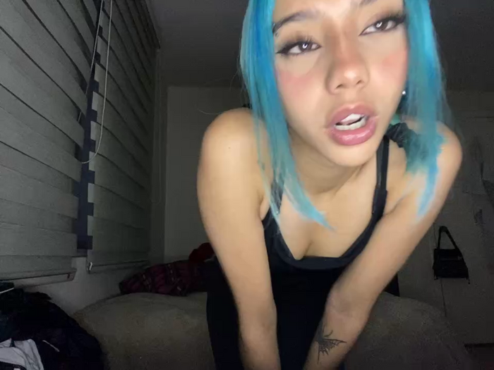 MIA_CUUTE-