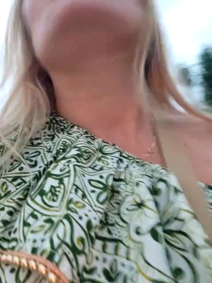 lady_charlyne