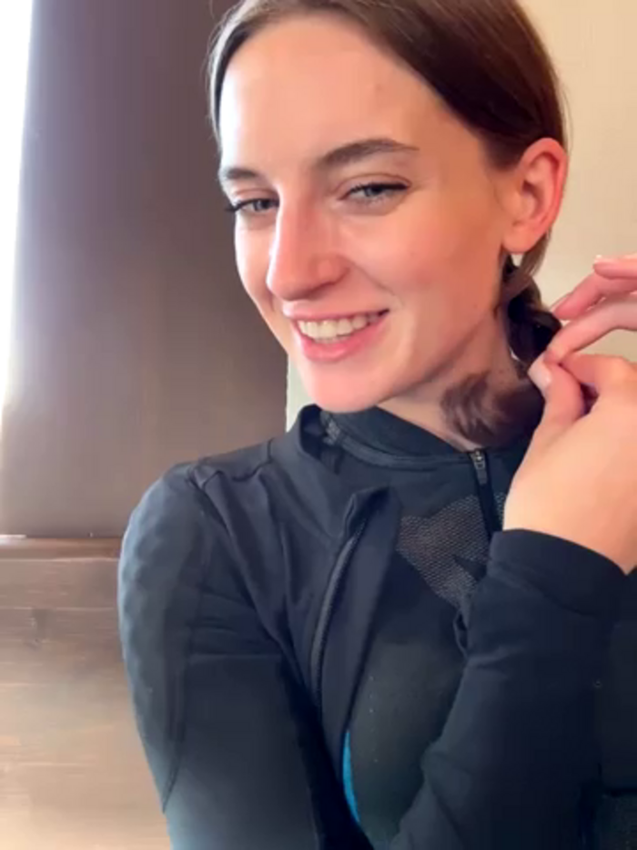 -AngelAri-