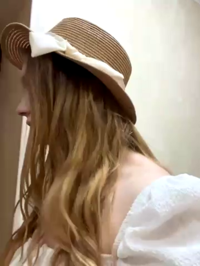 AmmyHot