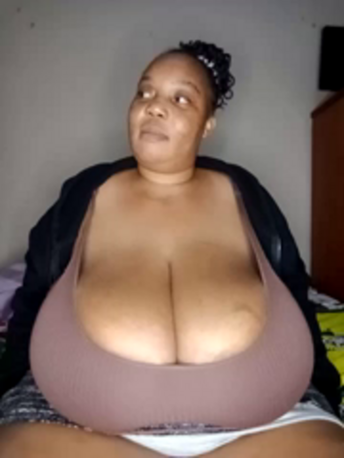 Lovelyboobs01