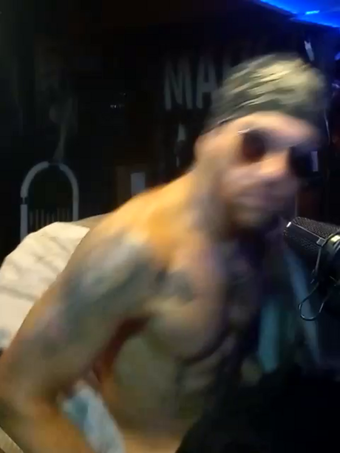 JaxxxRiott