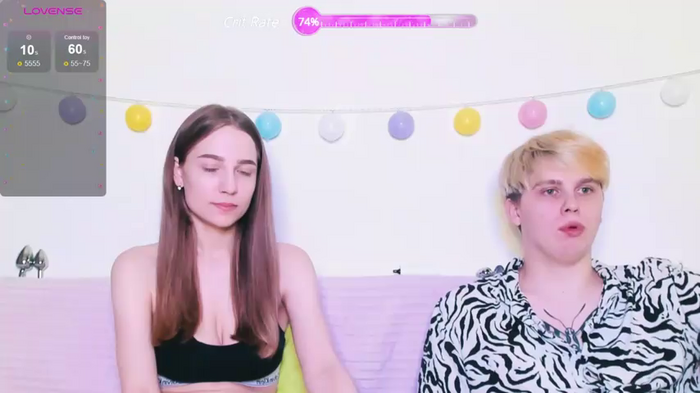 Emily_and_Ilumi