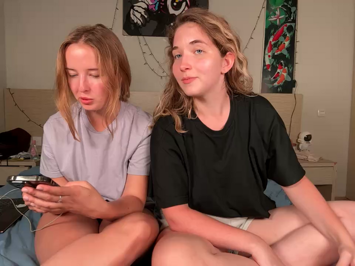 Nura_n_Sarah