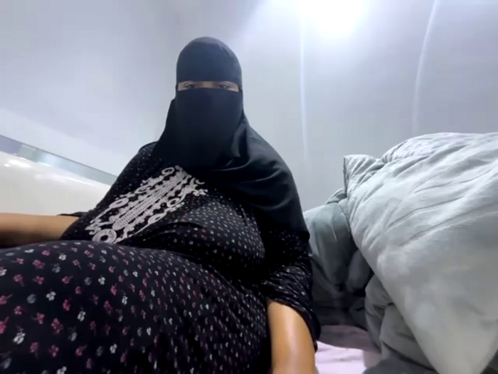 Submissive_Arab