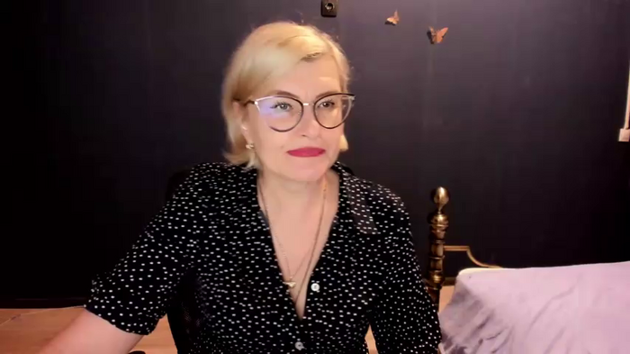 sabrinamacmarren