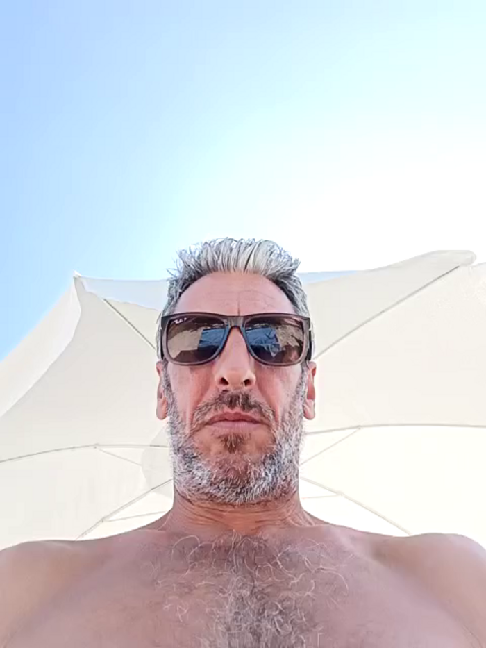 Blueyes76