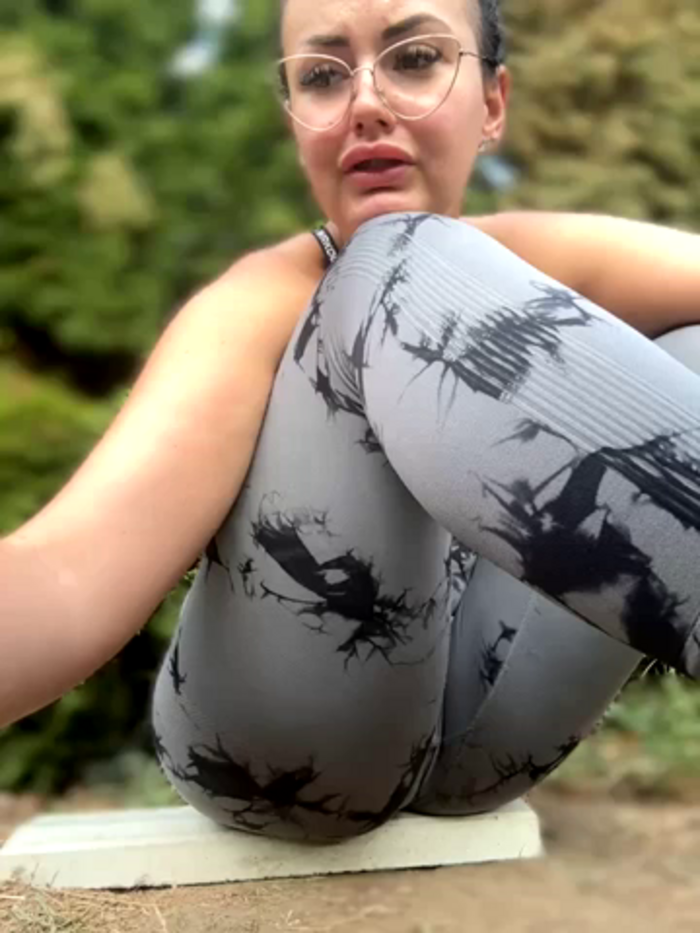 Young_hot_mom