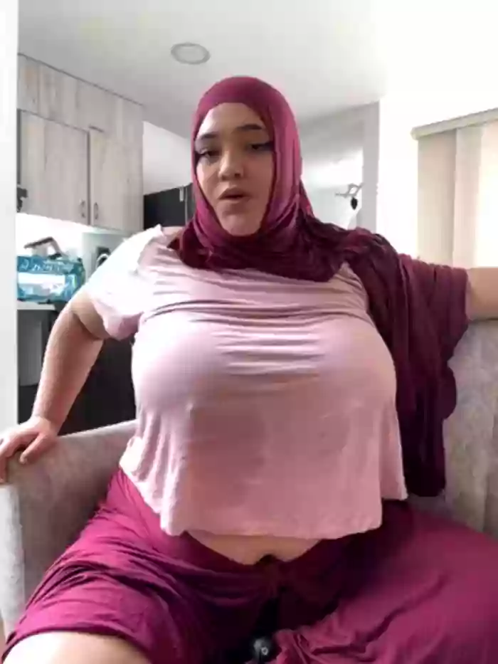 2024/08/26/stripchat-sweetmuslim01-19-09-37