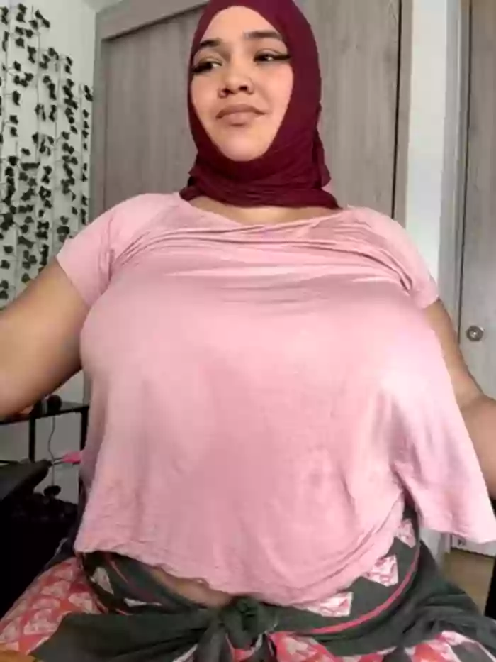 2024/08/26/stripchat-sweetmuslim01-20-23-03