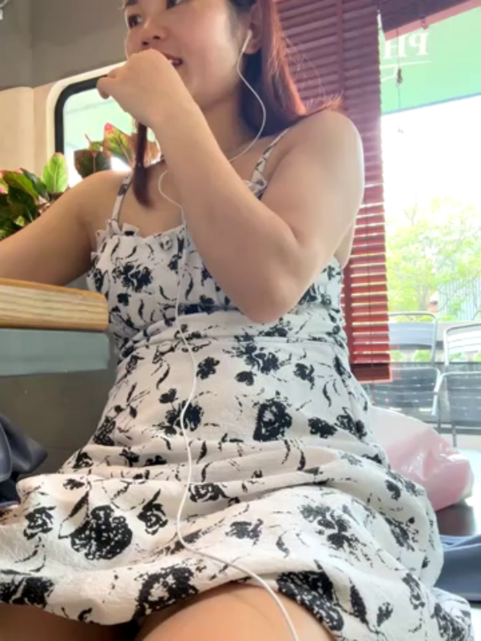 Emily_9xx