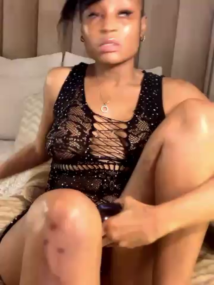 SexyDee025