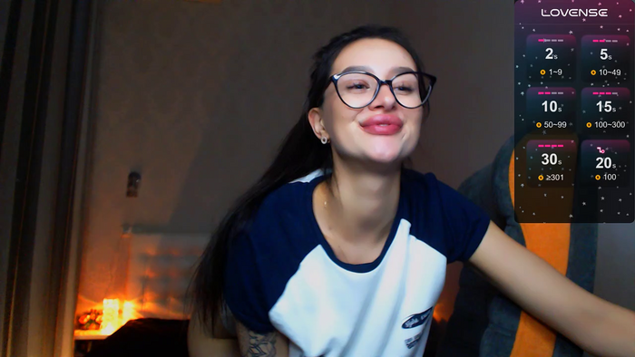 Lucrecia_Hola