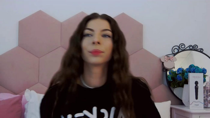 MiaEthan