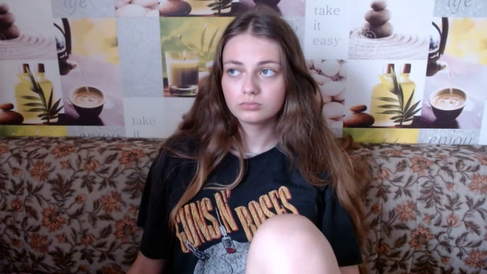 Nana_Hot