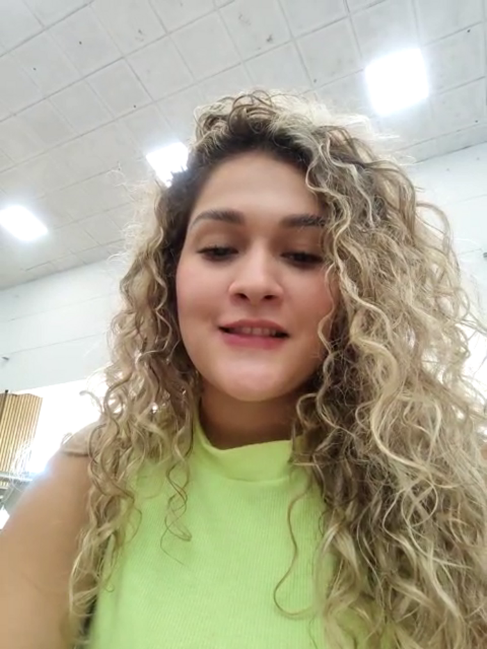 Sara_smiiith211