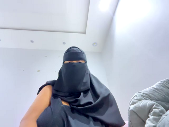 Submissive_Arab