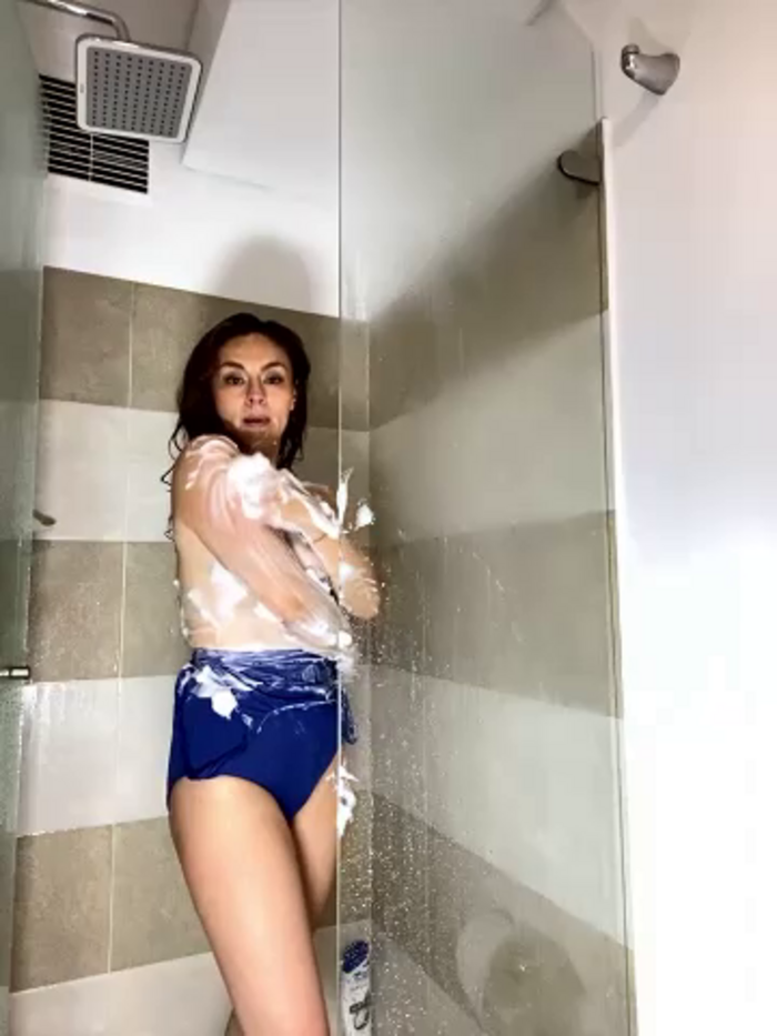 Monica-Bello