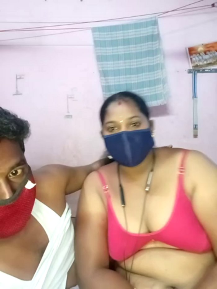 tamilvillagecouple1