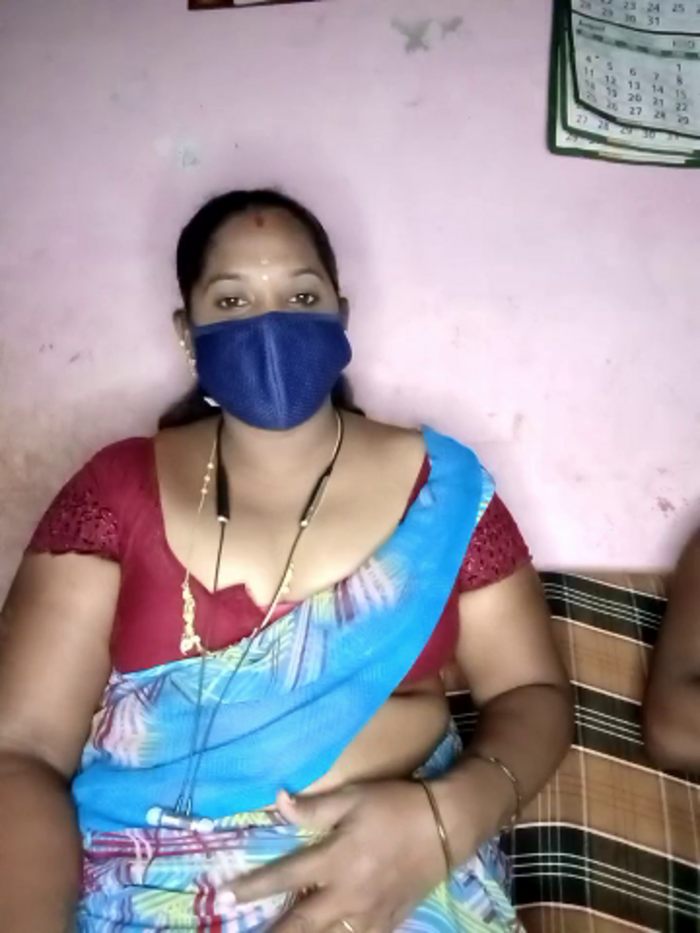 tamilvillagecouple1