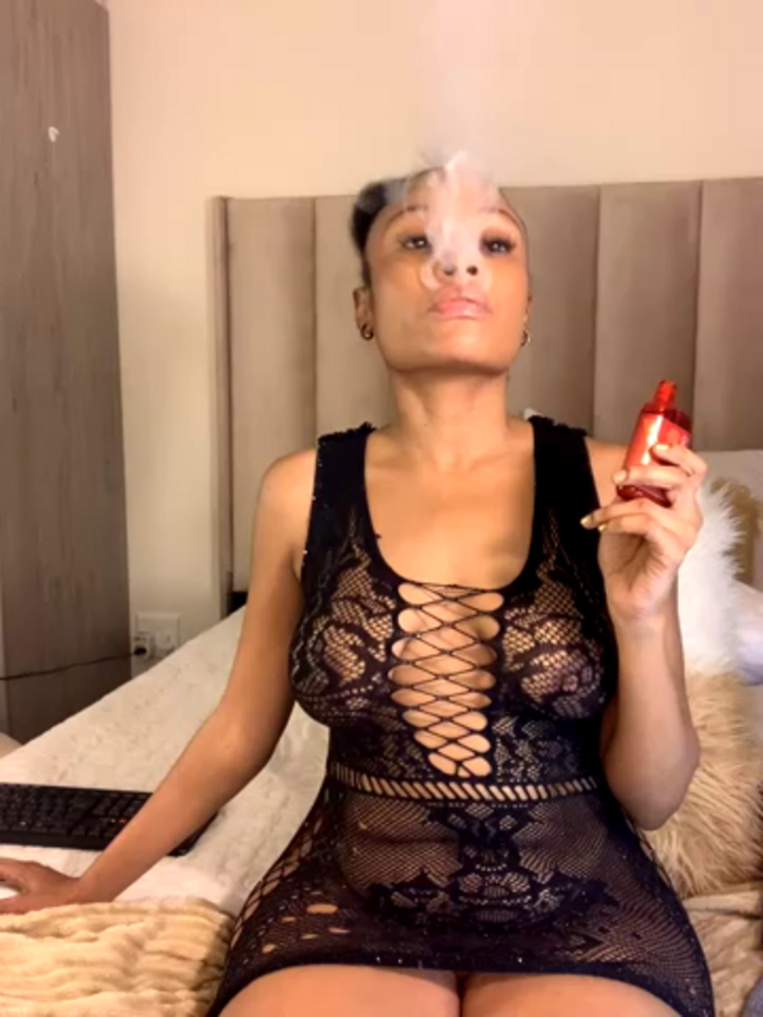 SexyDee025