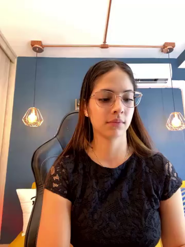 Zoe_Bae