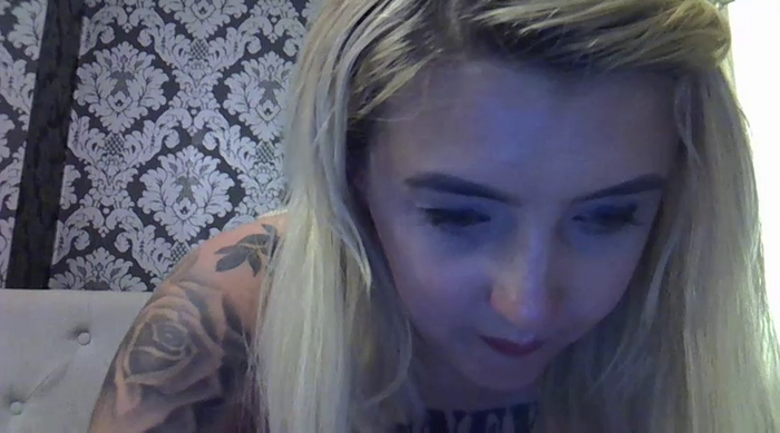 LucyLuxee19