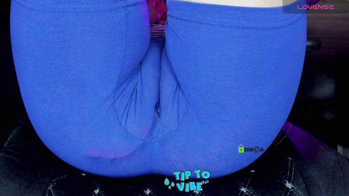 Cameltoy_squirt_inPants