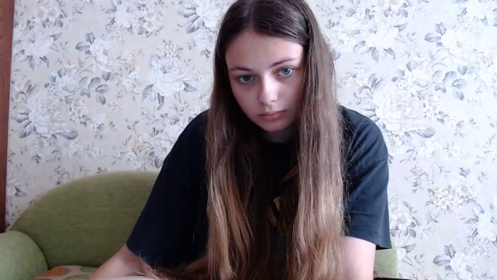 Nana_Hot