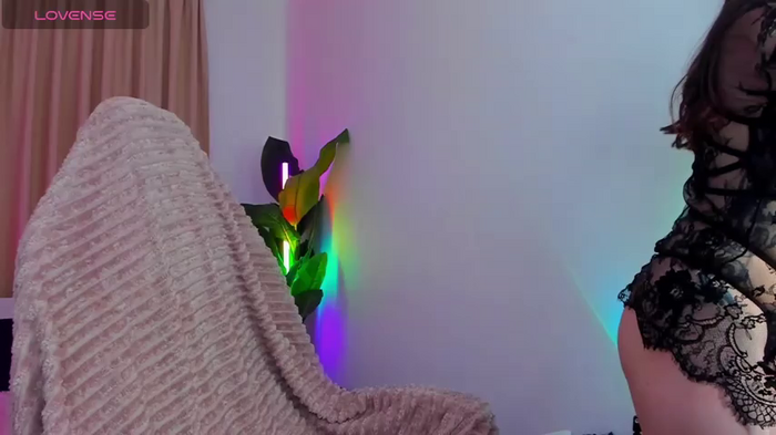 Sabrina_Halll