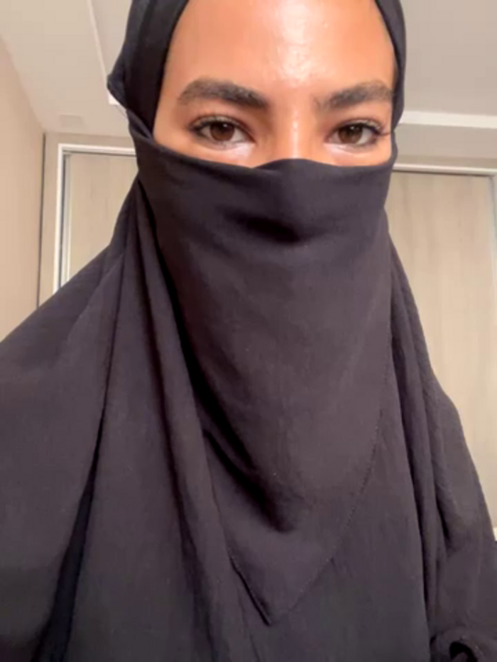 Hijabi_HotGirls