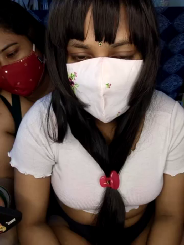 Indian_hotmilfs