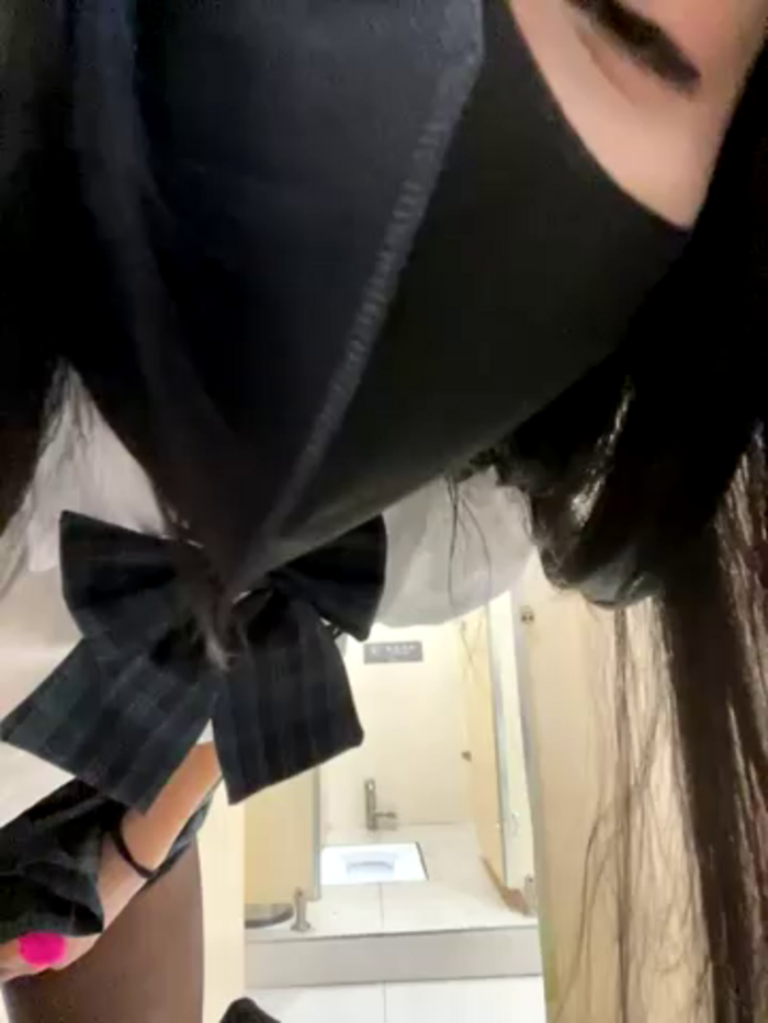 Asia-Lynn