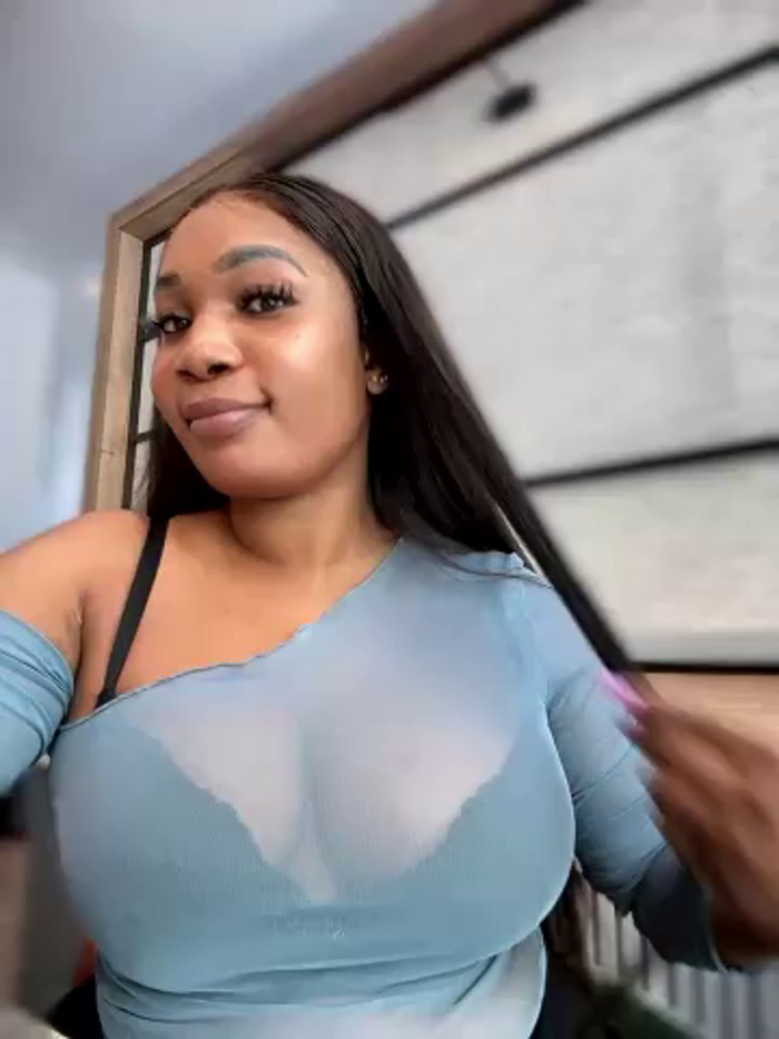 __Nessa__