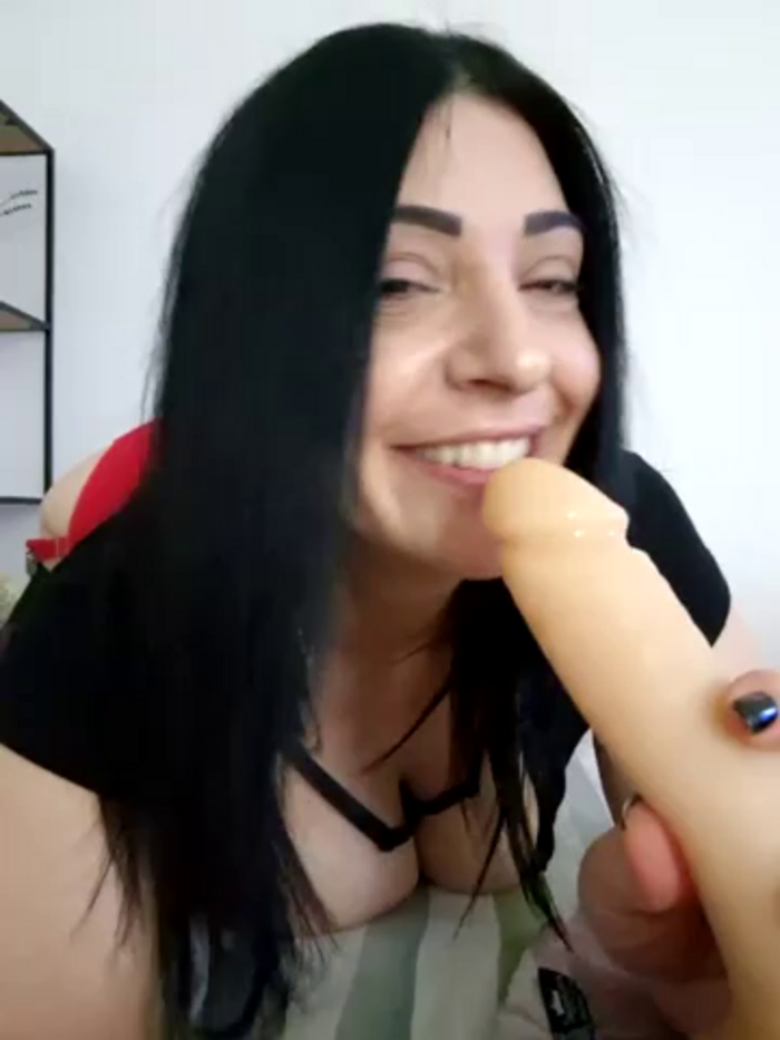 AryaSummersReal
